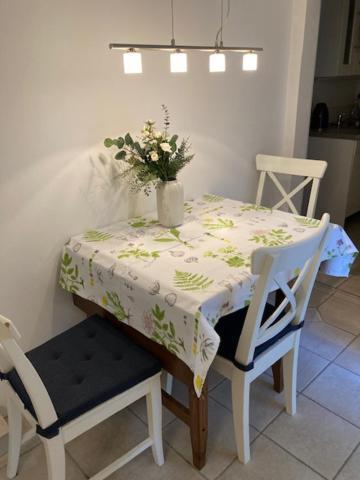 דירות המבורג Kleines Haus Im Gruenen מראה חיצוני תמונה